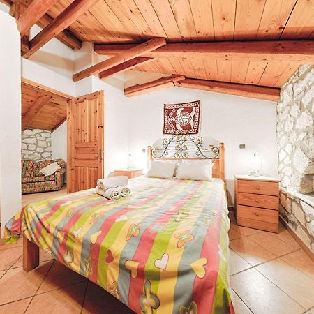 Joanna'S Stone Villas Vasilikí Zimmer foto